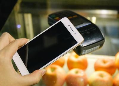 1299元高顏值！OPPO A37上手簡評 讓人拿起就放不下的移動支付設備